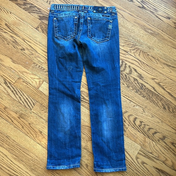 Miss Me Studded Belt Straight Jeans - Picture 6 of 7